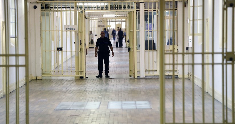 Число заключенных во Франции достигло рекордных значений