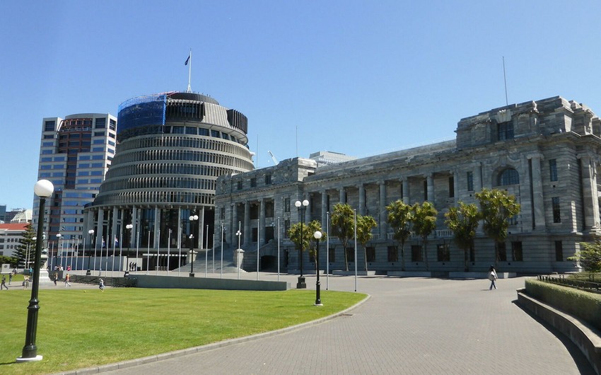 Парламент Новой Зеландии приостановил работу из-за карантина