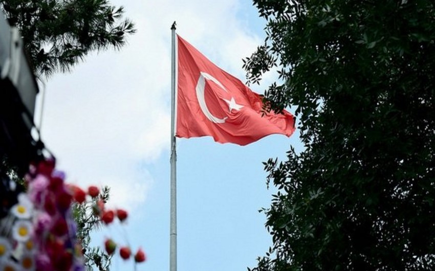 Более 49 тыс. госслужащих уволены в Турции по обвинению в связях с заговорщиками