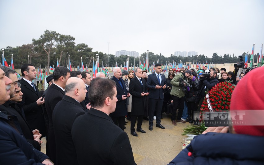 MFA leadership visits grave of Orkhan Asgarov, victim of attack on Azerbaijani embassy in Iran