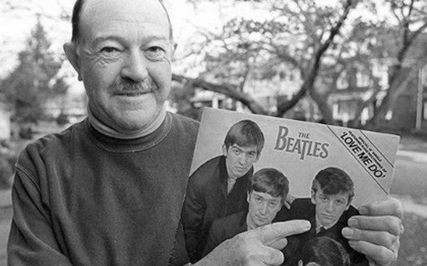 Early Beatles drummer Andy White dies