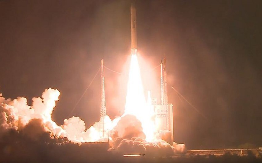 Azerbaijan's Azerspace-2 satellite sent into orbit - VIDEO