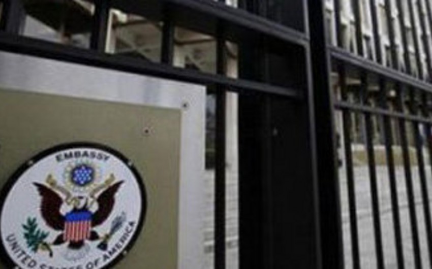 Консульская служба посольства США в Азербайджане закрыта в связи с непогодой