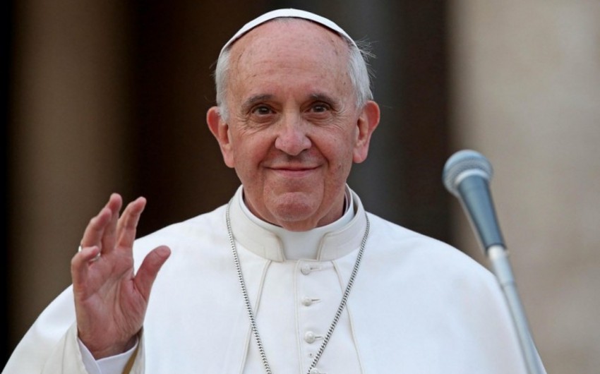 ​Папа Римский надеется на мирное решение конфликта в Карабахе