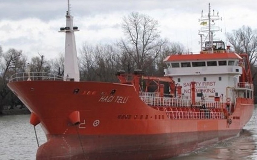 Oil tanker sailing under Turkish flag attacked, four taken hostage