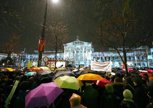 В Вене проходит масштабный протест против правых