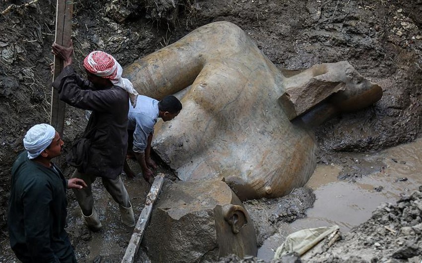 Статуя Рамзеса II найдена в Египте при проведении канализационных работ - ВИДЕО