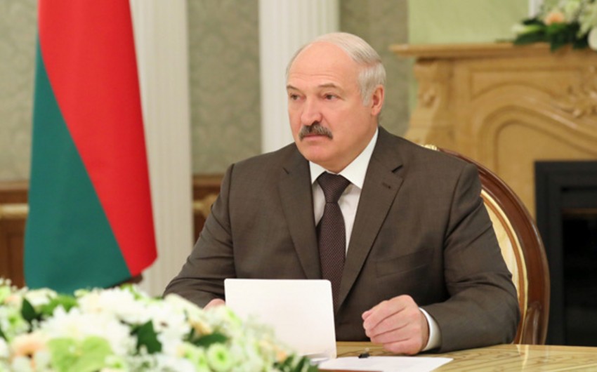 Lukaşenko: Dağlıq Qarabağ münaqişəsi xarici müdaxilə olmadan həll olunmalıdır