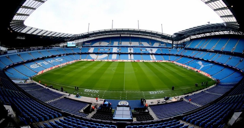 Man City to splash out 300M pounds on revamping Etihad