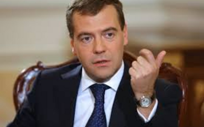 Medvedev: Kiev May Lose $15Bln After Association With EU