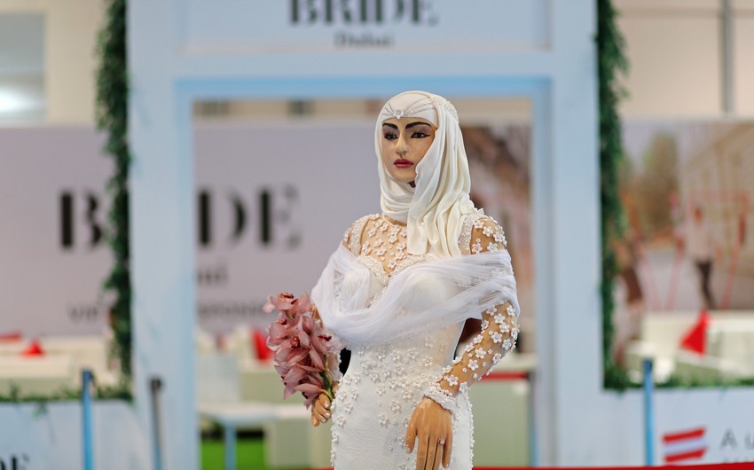В Дубае изготовили торт в форме невесты стоимостью в $1 млн - ФОТО