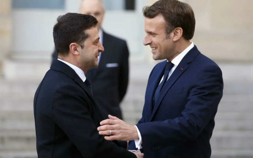 Macron, Zelensky hold phone conversation