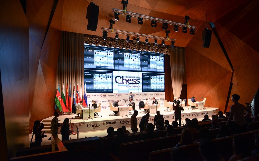 Shamkir Chess 2018 superturnirində VIII turun görüşləri keçirilib