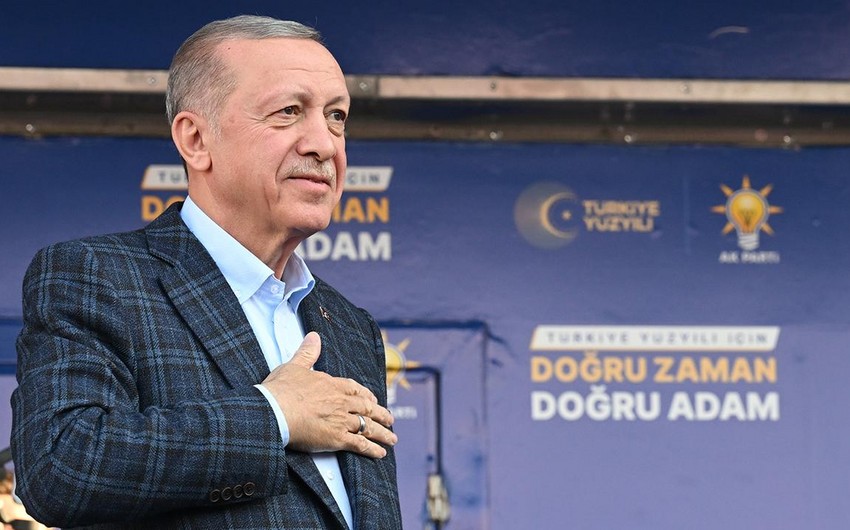 Эрдоган выступил с победной речью с балкона президентской резиденции