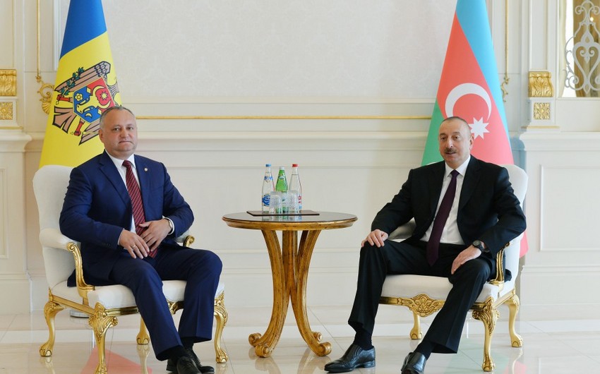 President Ilham Aliyev and President Igor Dodon held one-on-one meeting