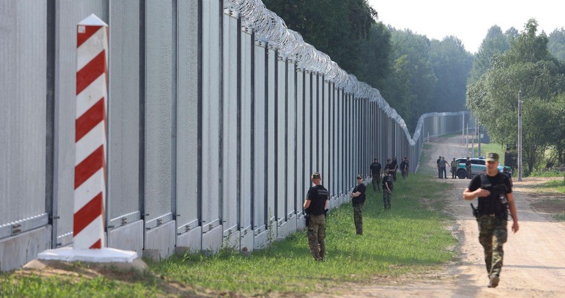 Польша начала строительство линии укреплений на границе с РФ