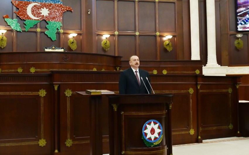 Ильхам Алиев: Азербайджан, не имеющий выхода к открытому морю, превращается в один из транспортных центров Евразии