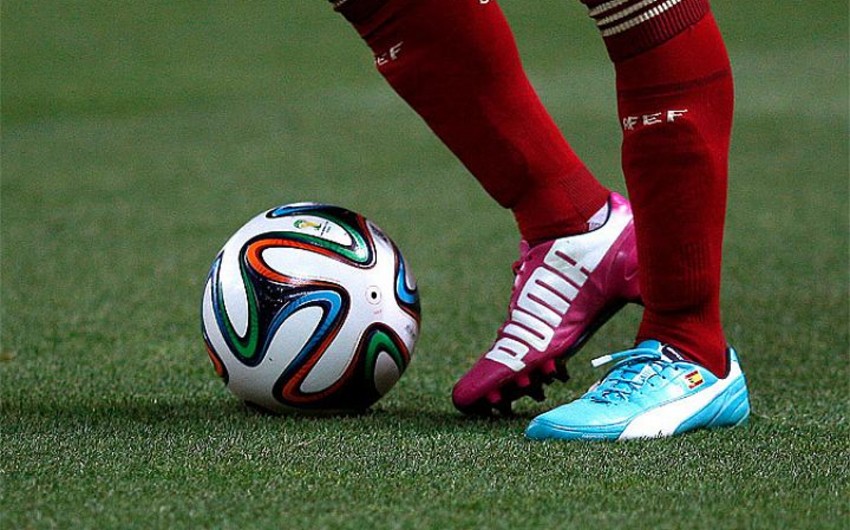 Манчестер Сити запретил молодым футболистам носить разноцветные бутсы