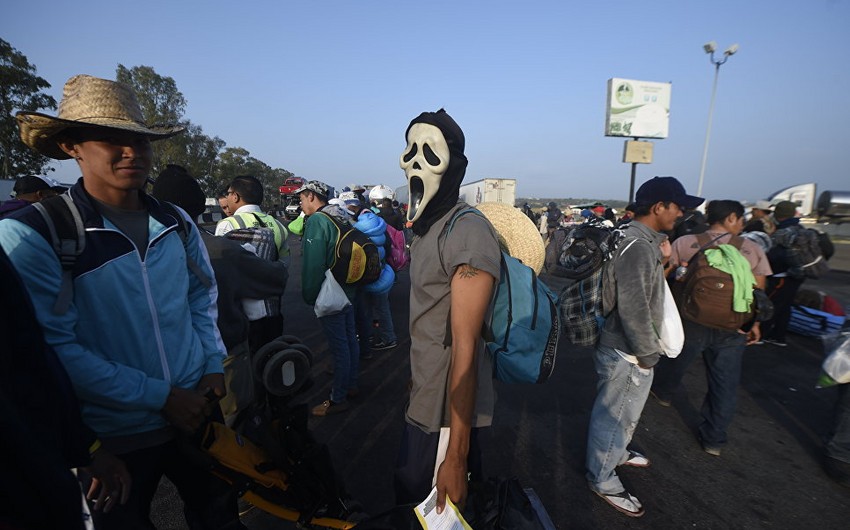 Meksika ABŞ-a keçmək istəyən miqrantların deportasiyasına başlayıb