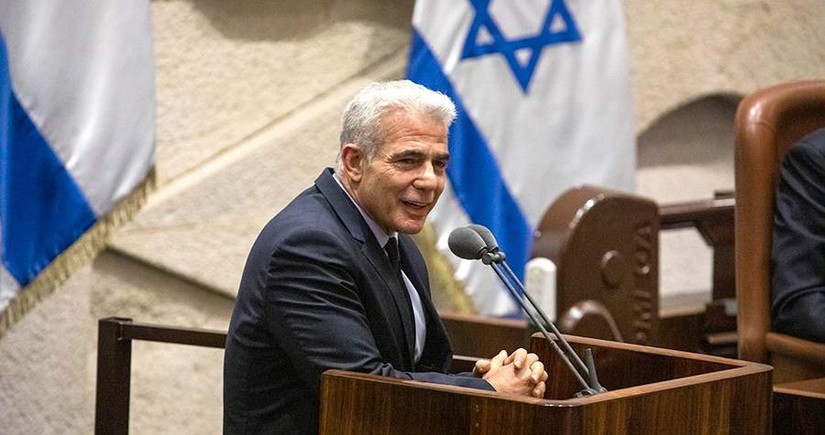Yair Lapid İsrailin Baş naziri vəzifəsinin icrasına başlayıb
