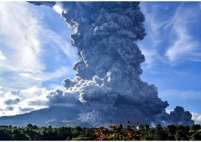 Число жертв в результате извержения вулкана в Индонезии возросло до 43 