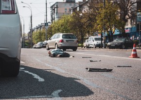 В Евлахе автомобиль насмерть сбил пешехода