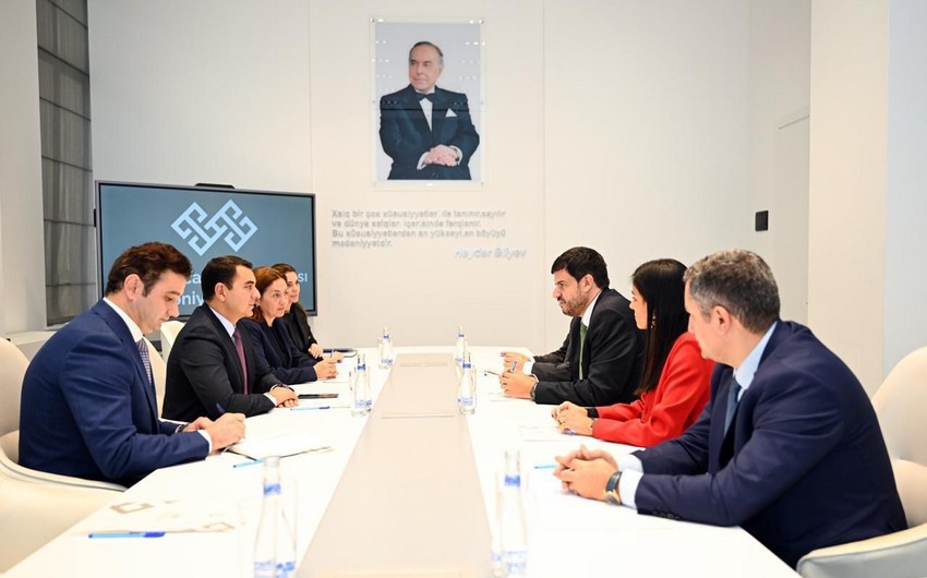 Azerbaijan's Culture Ministry hosts meeting with Euronews delegation