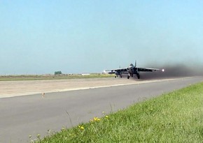 Azerbaijan's military pilots professionally conduct training flights
