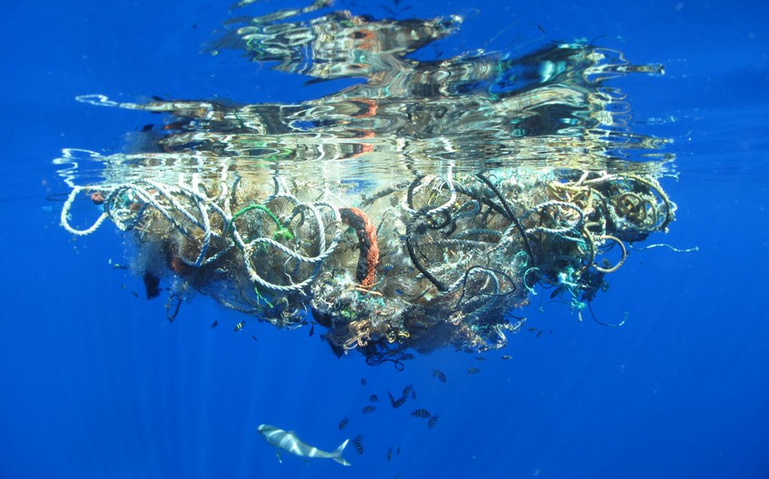 Ученые оценили количество пластика в Атлантическом океане
