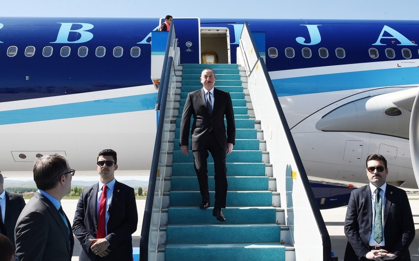 President Ilham Aliyev starts official visit to Turkey