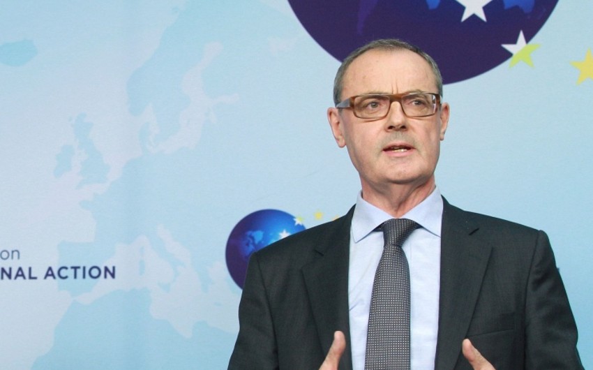 Посол ЕС в США: Cанкции в отношении России сохранятся как минимум до конца 2015 года