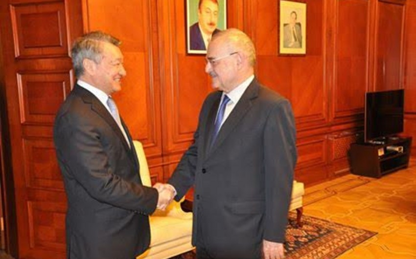 Аким Восточно-Казахстанской области совершил визит в Азербайджан