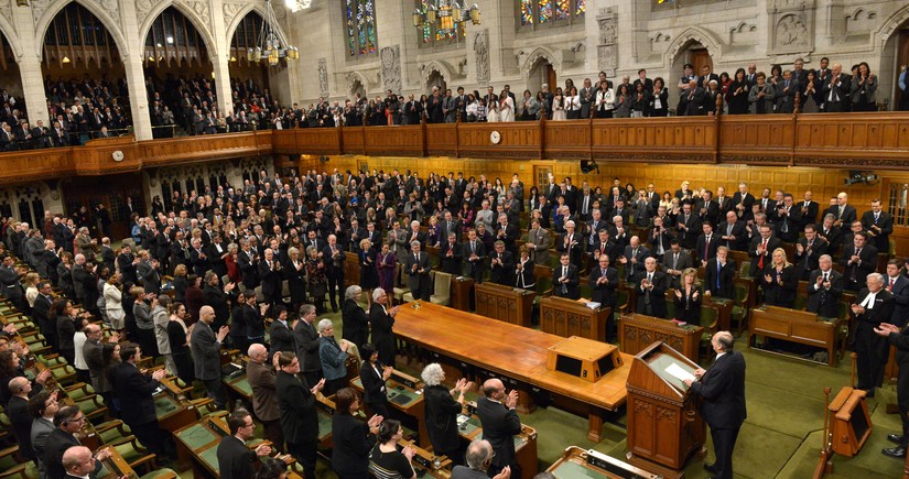 Kanada parlamenti Sepahla bağlı hökumətə müraciət edib