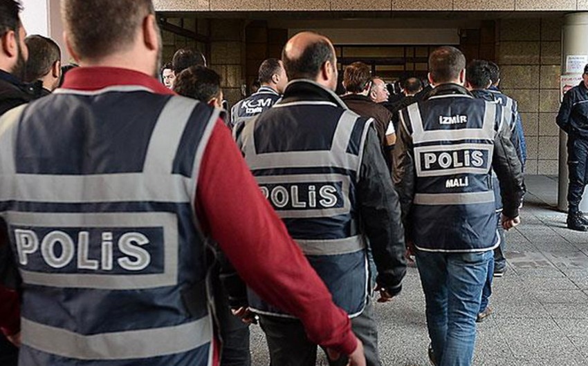 ​Türkiyənin Kayseri şəhərində 127 polis əməkdaşı saxlanılıb