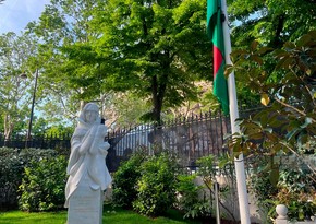 Во Франции после реставрации открыли подвергшийся вандализму памятник Натаван