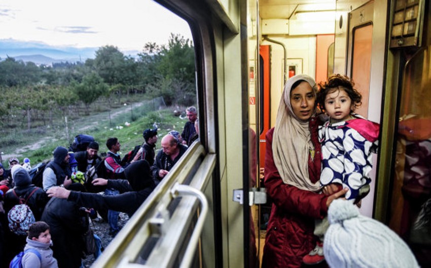 Туск: ряд лидеров используют кризис с мигрантами для ослабления ЕС