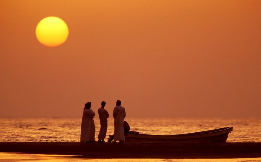 Oman sahillərində Hindistanın yük gəmisi batıb