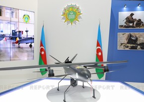 В Баку демонстрируются современное оружие и техника