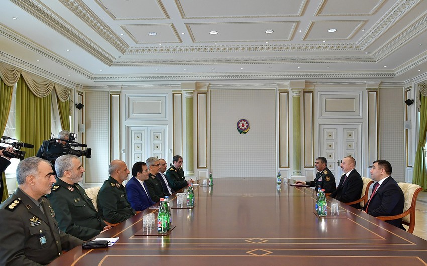 Президент Ильхам Алиев принял начальника Генерального штаба Вооруженных сил Ирана