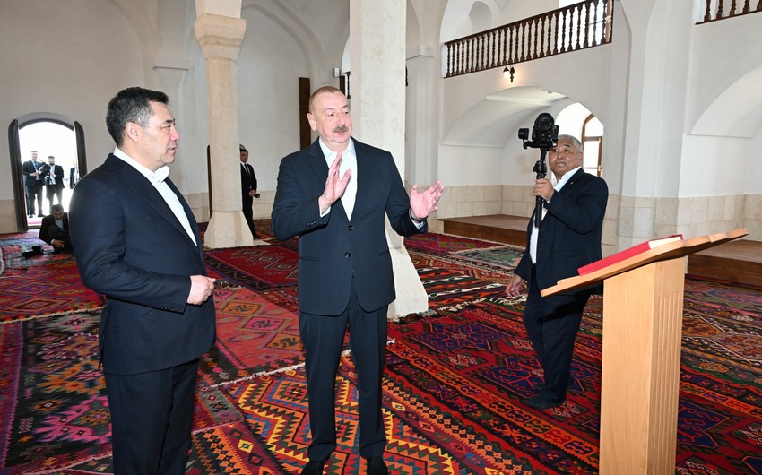 Ильхам Алиев и Садыр Жапаров приняли участие в открытии Джума-мечети в Агдаме