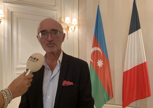 Французский профессор осудил военные действия Армении против Азербайджана
