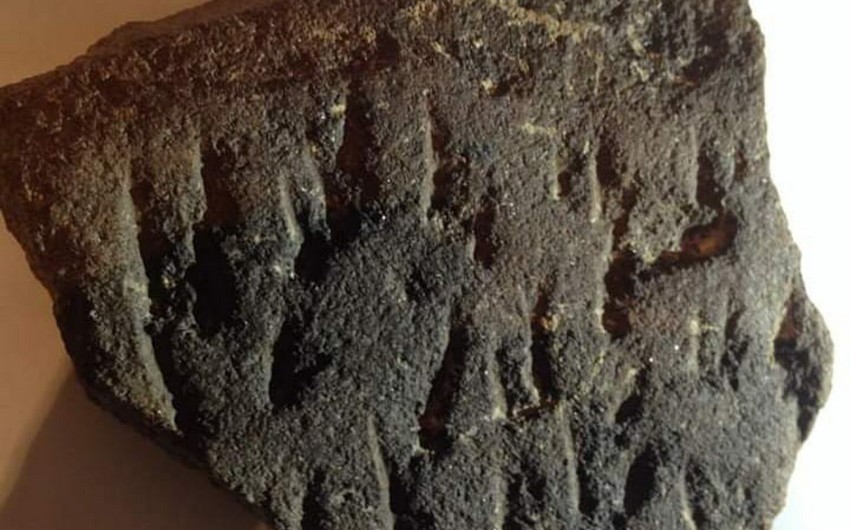 Cəlilabadda qədim dövrə aid daş kitabənin bir hissəsi tapılıb - FOTO