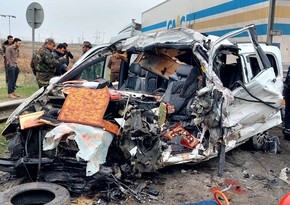 Six killed in truck-minivan collision on Baku-Guba road