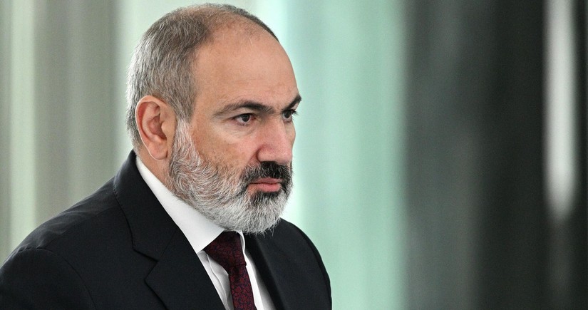 Ermənistanda hakim partiyanın deputatları Paşinyandan narazıdır