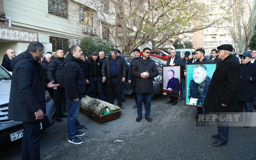 Mərhum şahmatçı Vüqar Həşimovun atası ilə vida mərasimi keçirilib