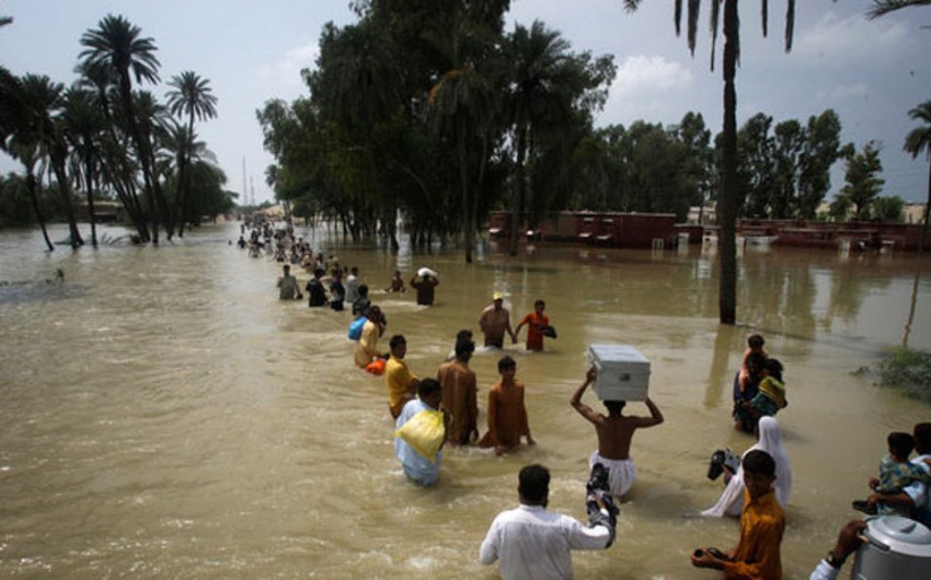 Число жертв наводнения в Пакистане приблизилось к 40