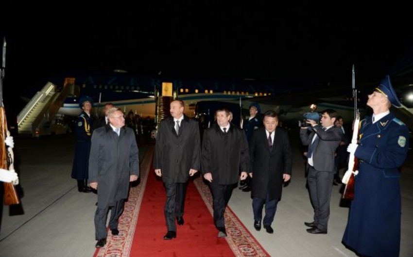 Azerbaijani President arrives in Minsk