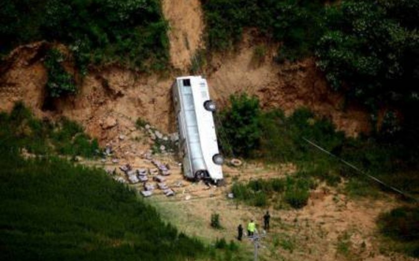 Panamada avtobusun dərəyə aşması nəticəsində 16 nəfər ölüb
