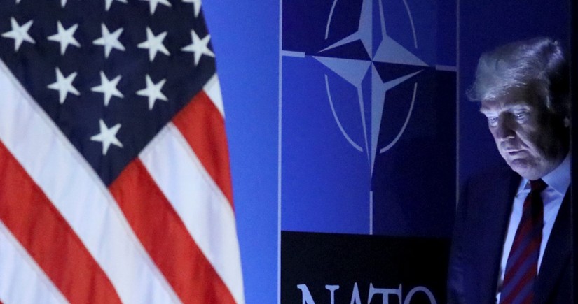 NBC: В США изучают возможность отказа от командования силами НАТО в Европе