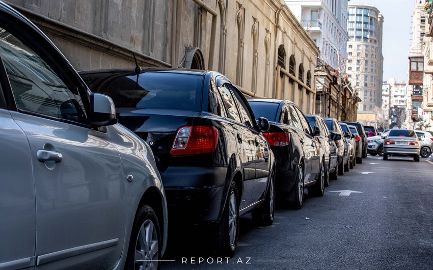 Azerbaijani parliament adopts bill on doubling fines for violation of parking rules 